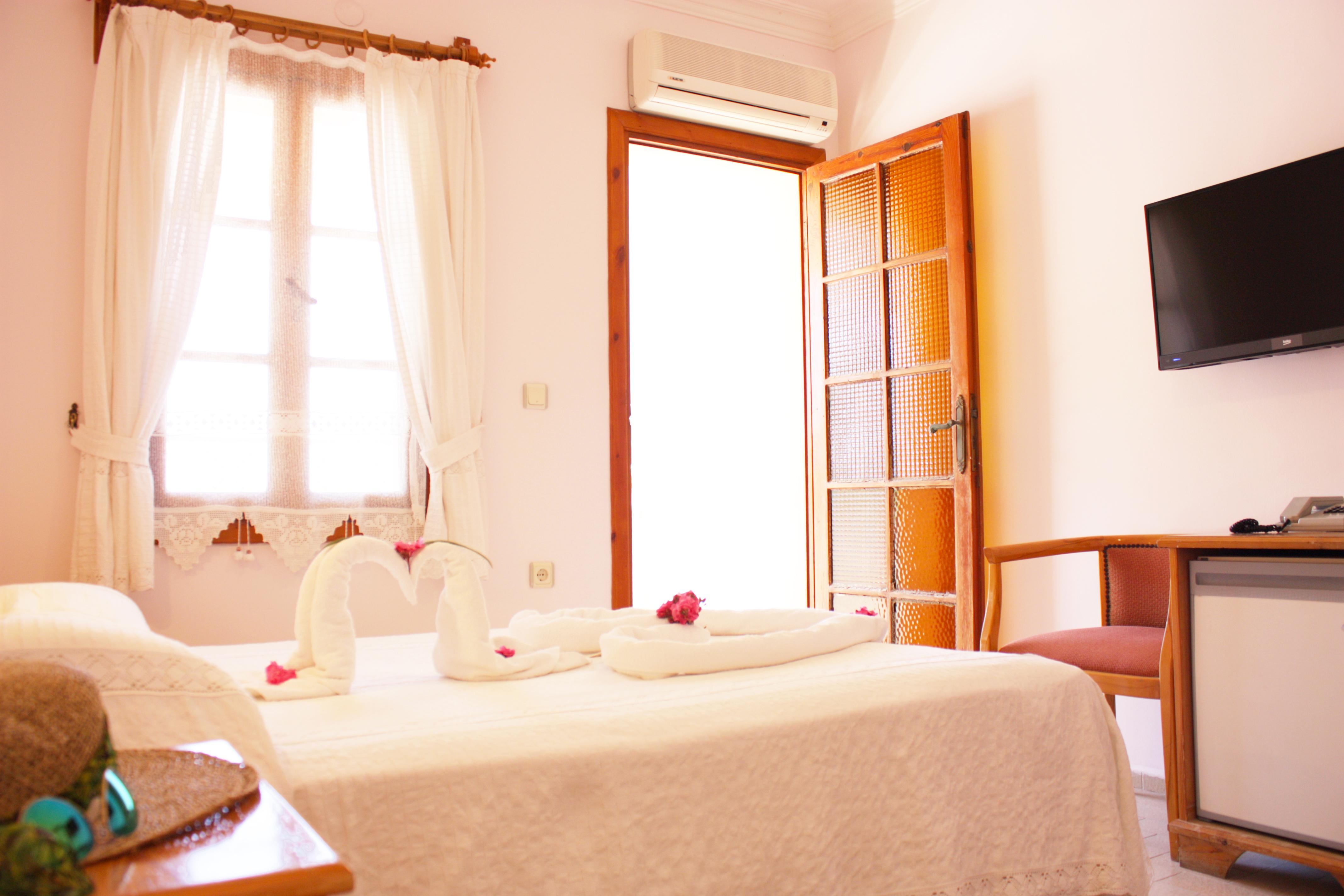 Toloman Hotel Bitez Beach Kültér fotó